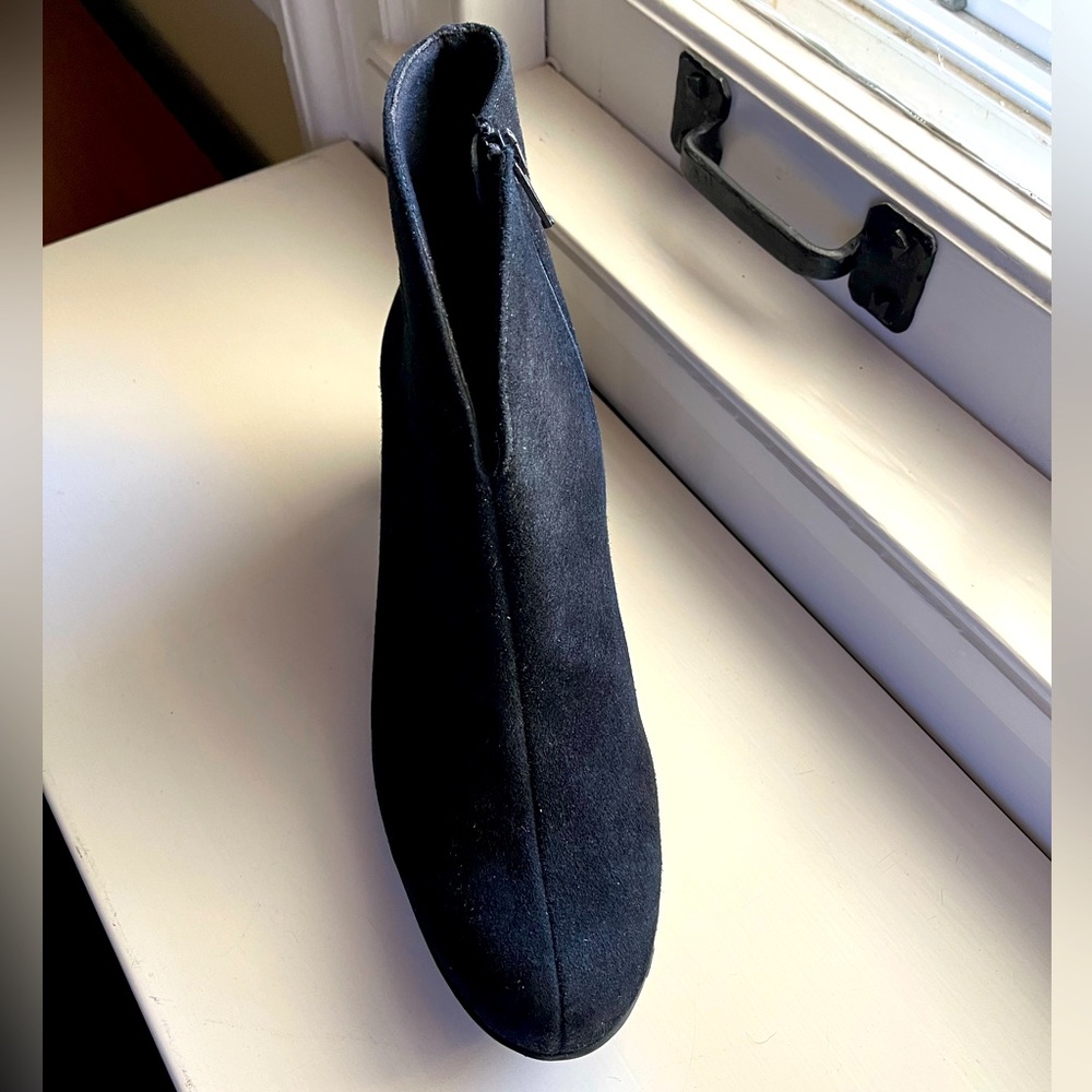 NEW Munro Robynettee Bootie Black Suede size 8.5N